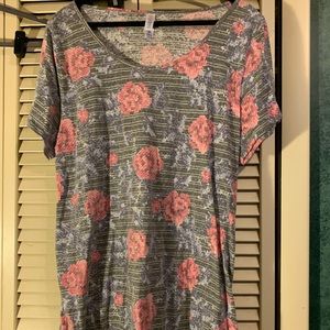 BNWOT LuLaRoe Classic T 2XL